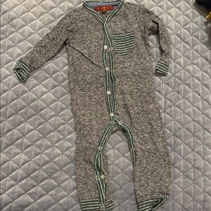 Baby Knit One-Piece Romper in Heather Gray with Green Trim